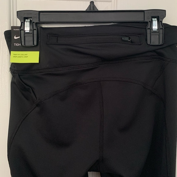 NWT Nike women’s Capri leggings - Picture 7 of 8